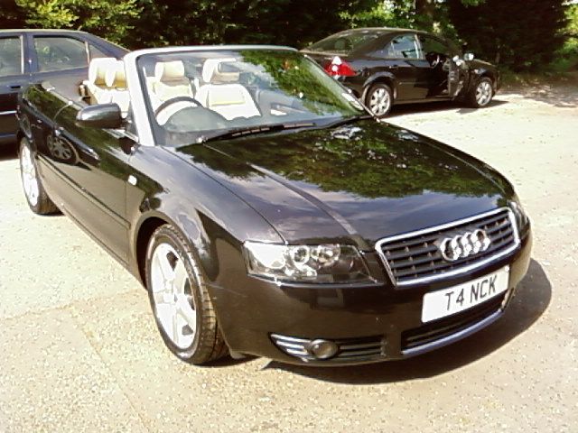 Cabriolet Soft Top Hood Cleaning in Lincoln